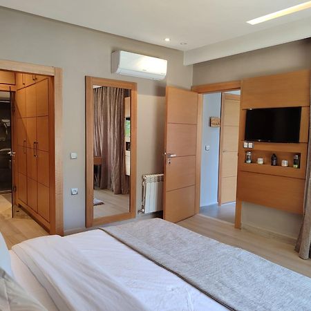 Riad Bella Montana Ain Cheggag Ngoại thất bức ảnh