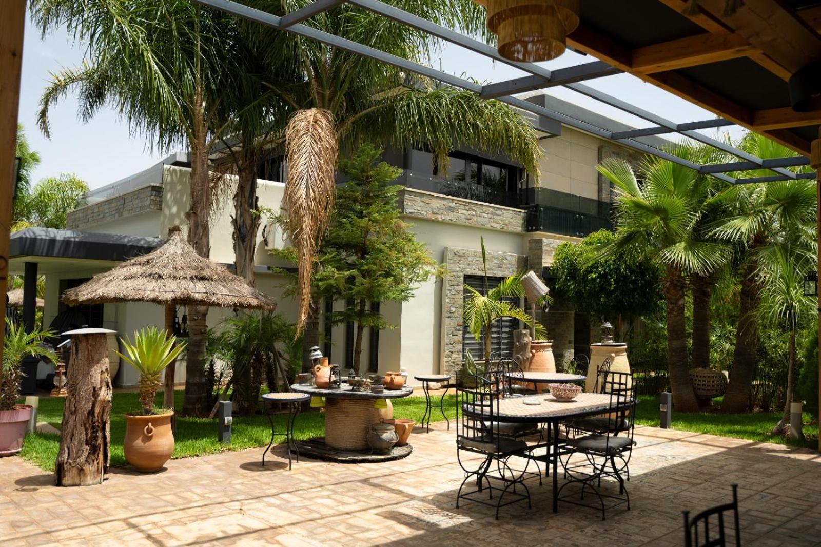 Riad Bella Montana Ain Cheggag Ngoại thất bức ảnh