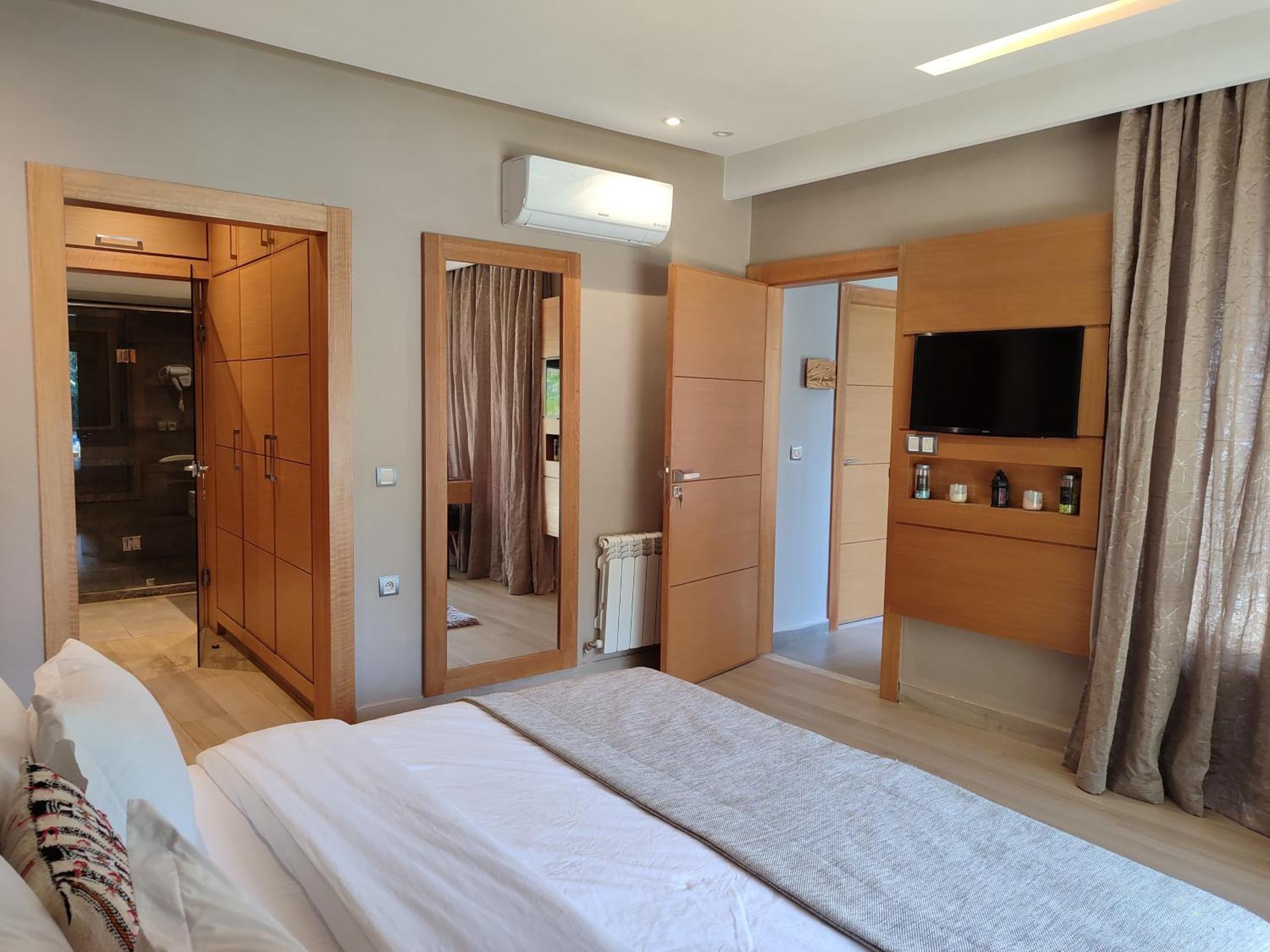 Riad Bella Montana Ain Cheggag Ngoại thất bức ảnh